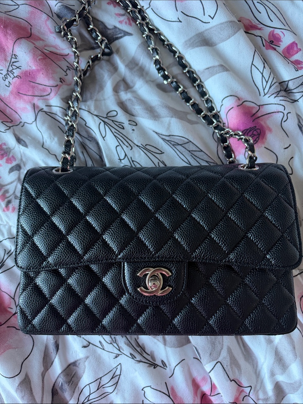 Medium Classic Double Flap Bag Shoulder Bag Black